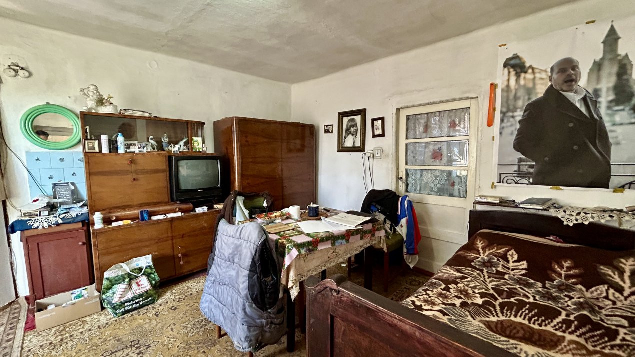 Casa 5 camere + teren 1845 mp Sanandrei 12, foxfort.ro