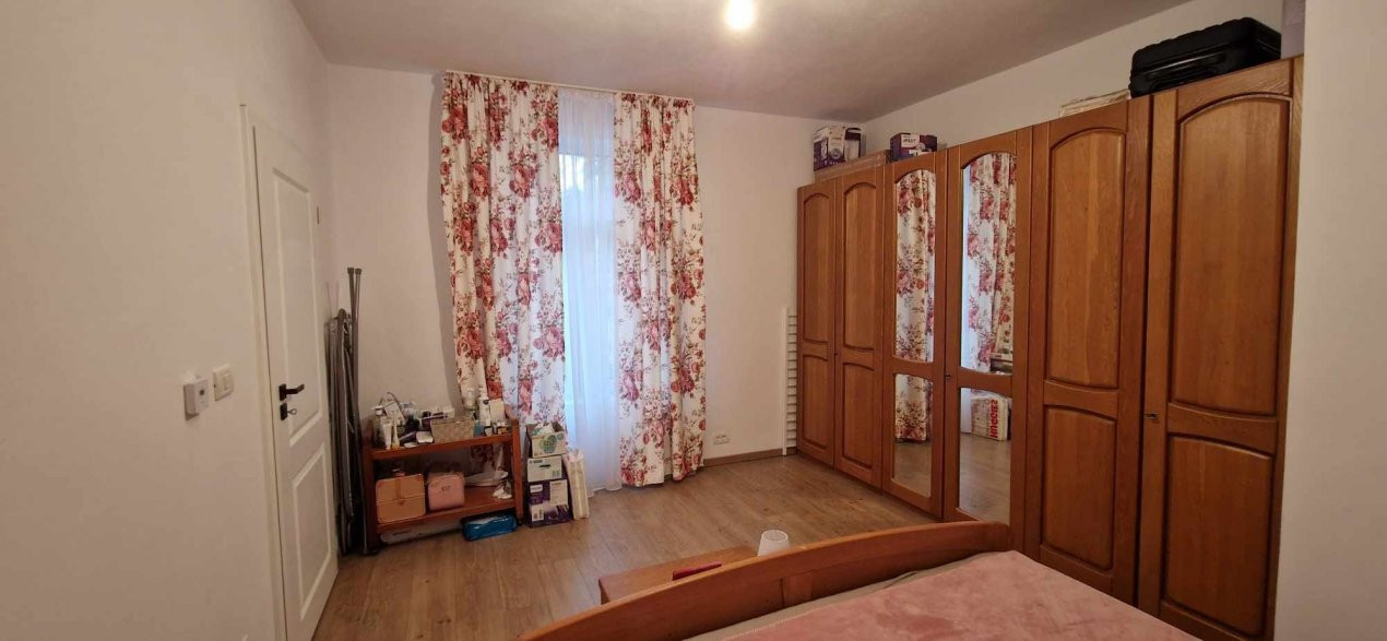 COMISION 0% Apartament la casa cu 2 camere, zona Sinaia  4, foxfort.ro