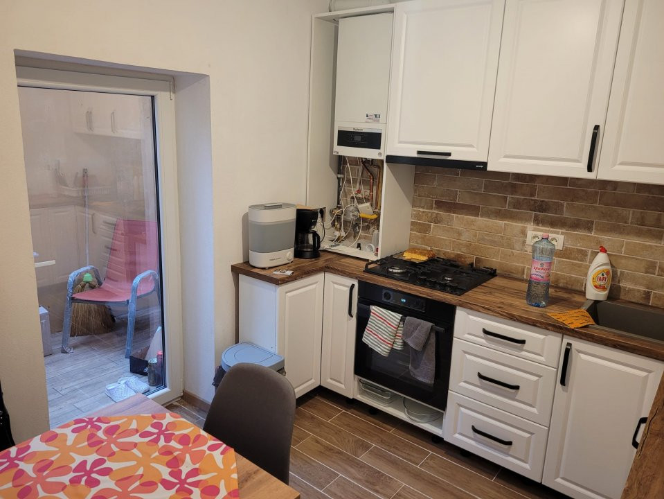 COMISION 0% Apartament la casa cu 2 camere, zona Sinaia  5, foxfort.ro