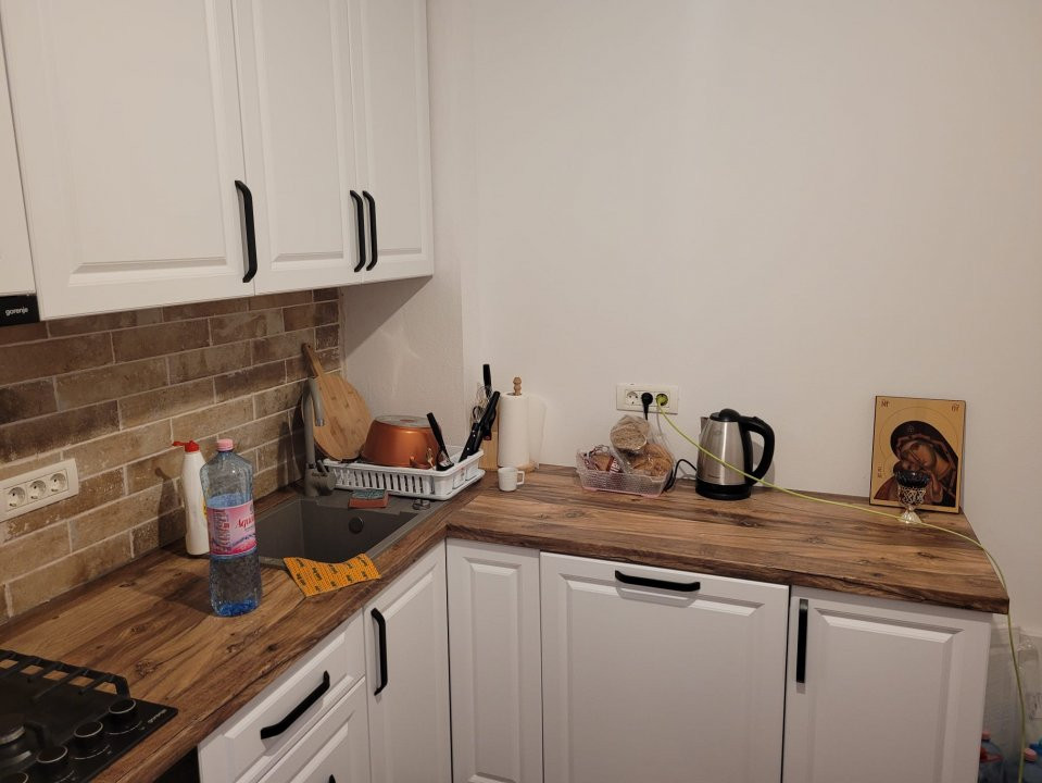 COMISION 0% Apartament la casa cu 2 camere, zona Sinaia  6, foxfort.ro