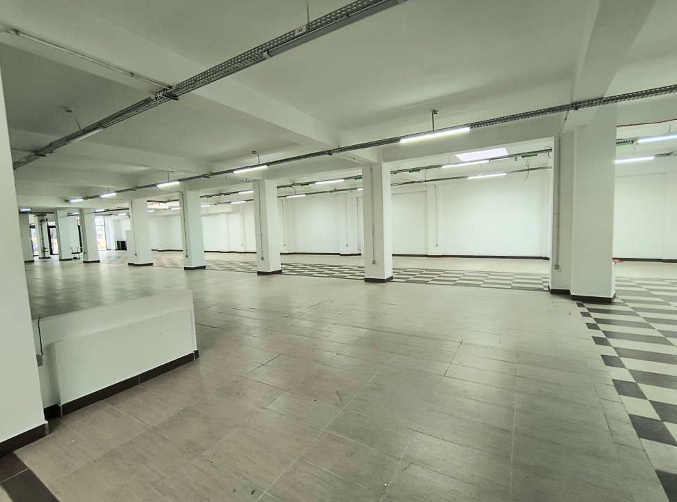 Spatiu comercial de inchiriat zona Brancoveanu 3, foxfort.ro
