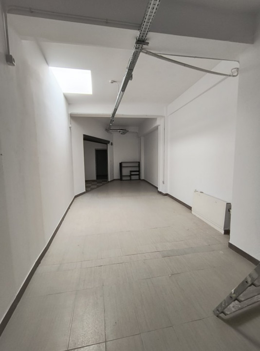 Spatiu comercial de inchiriat zona Brancoveanu 5, foxfort.ro