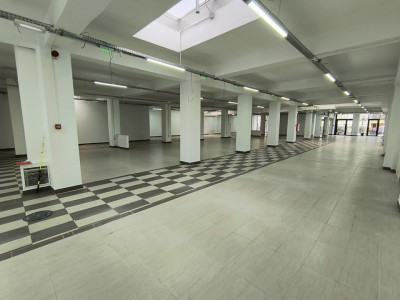 Spatiu comercial de inchiriat zona Brancoveanu