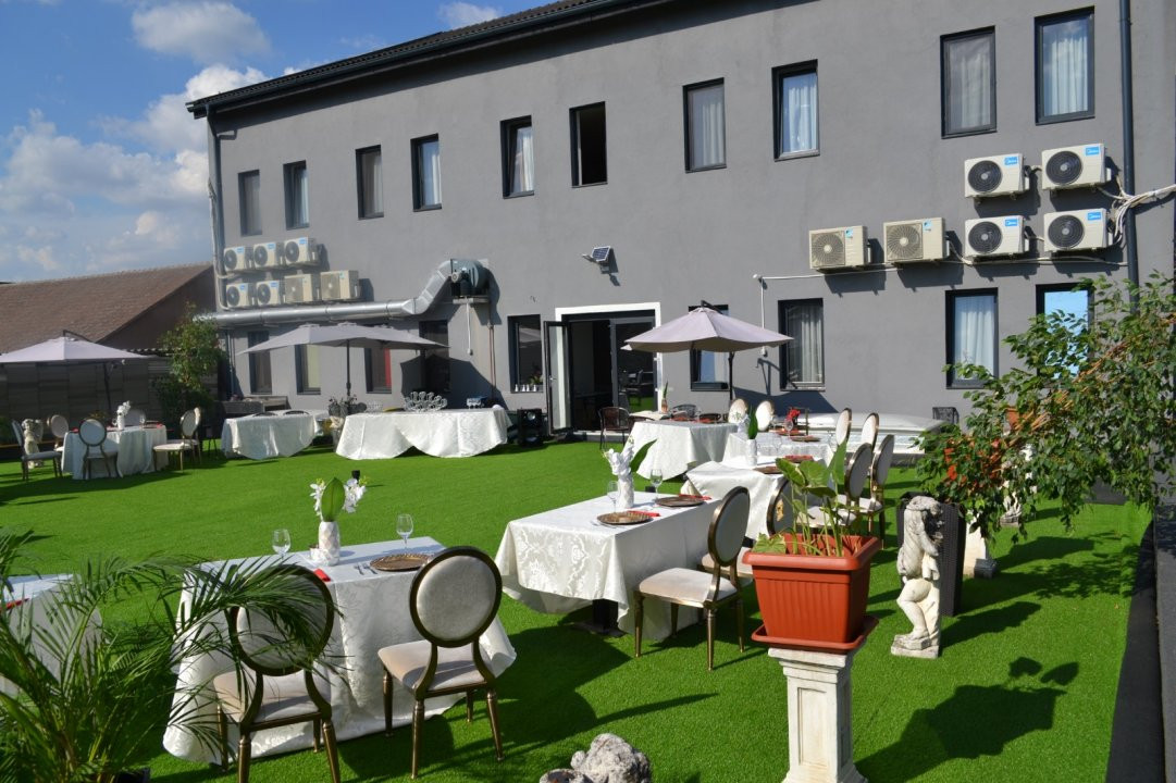 Restaurant complet mobilat si utilat de inchiriat in zona Brancoveanu  6, foxfort.ro