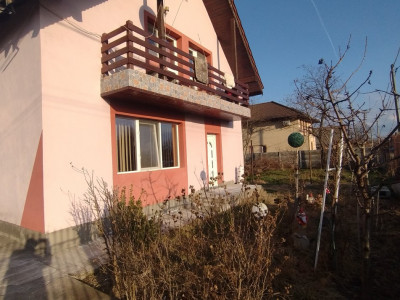 Casa individuala 5 camere de vanzare in Timisoara - Zona Ronat