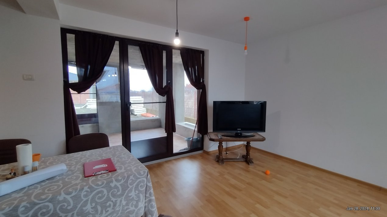 Casa 8 camere ,Sacalaz-Ideala pentru 2 familii 16, foxfort.ro