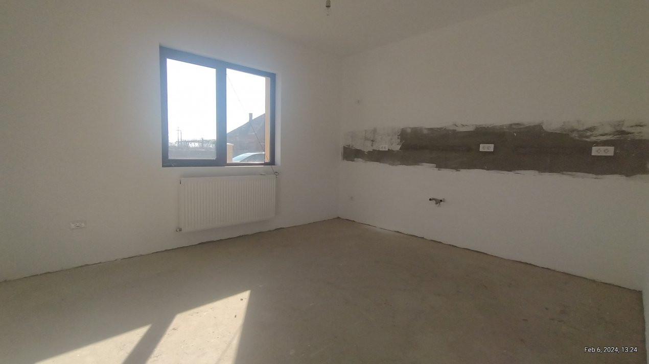 Duplex 4 camere ,Sanmihaiu Roman-Zona Centrala 5, foxfort.ro