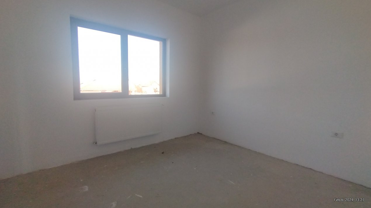Duplex 4 camere ,Sanmihaiu Roman-Zona Centrala 16, foxfort.ro