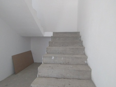 Duplex 4 camere ,Sanmihaiu Roman-Zona Centrala imagine mica 8, foxfort.ro