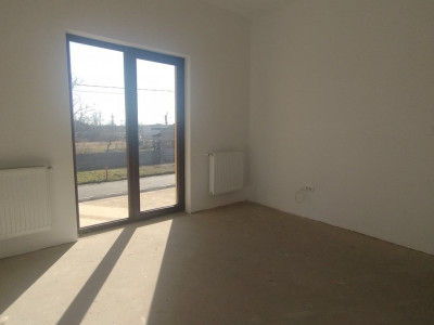 Duplex 4 camere ,Sanmihaiu Roman-Zona Centrala imagine mica 14, foxfort.ro