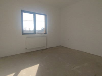 Duplex 4 camere ,Sanmihaiu Roman-Zona Centrala imagine mica 15, foxfort.ro