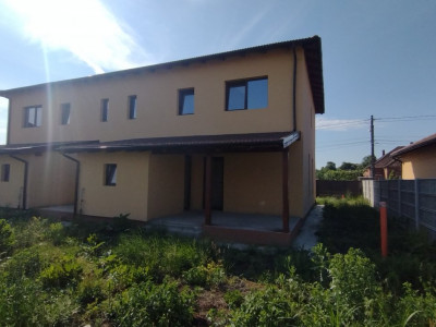 Duplex 4 camere ,Sanmihaiu Roman-Zona Centrala imagine mica 25, foxfort.ro