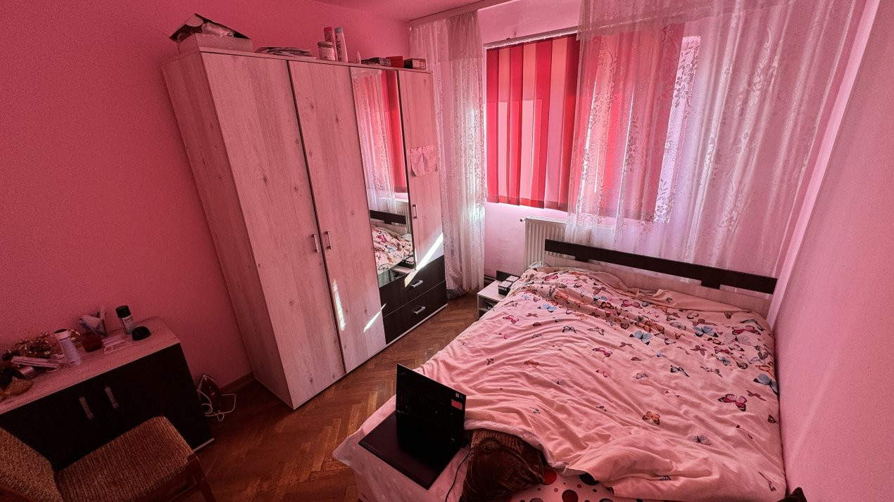 Apartament 3 camere semidecomandat, 65mp utili, zona Girocului 3, foxfort.ro