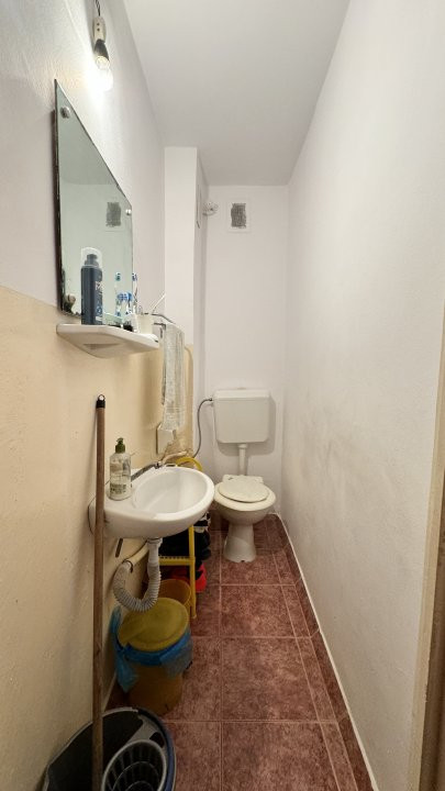 Apartament 3 camere semidecomandat, 65mp utili, zona Girocului 4, foxfort.ro