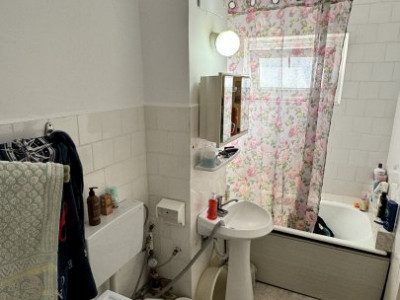 Apartament 3 camere semidecomandat, 65mp utili, zona Girocului imagine mica 9, foxfort.ro