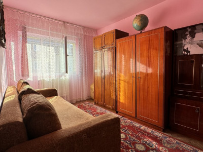 Apartament 3 camere semidecomandat, 65mp utili, zona Girocului imagine mica 10, foxfort.ro