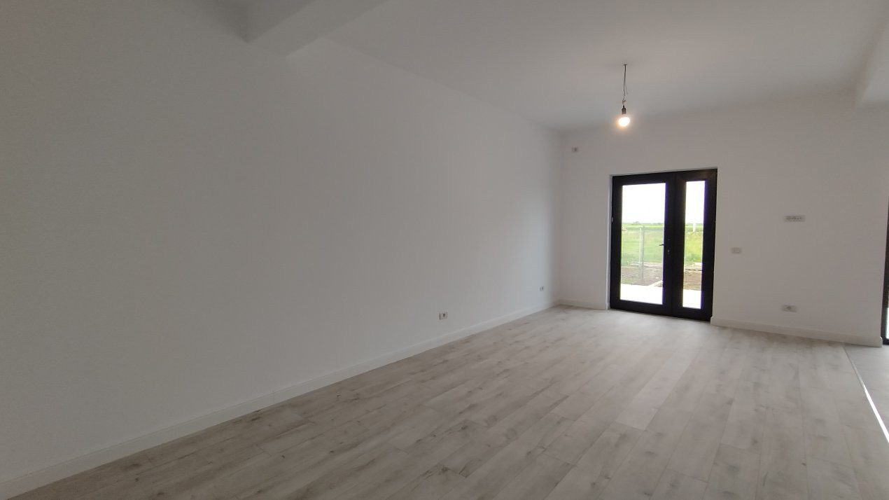 Duplex 3 camere de vanzare in Sacalaz- Zona de Est 7, foxfort.ro