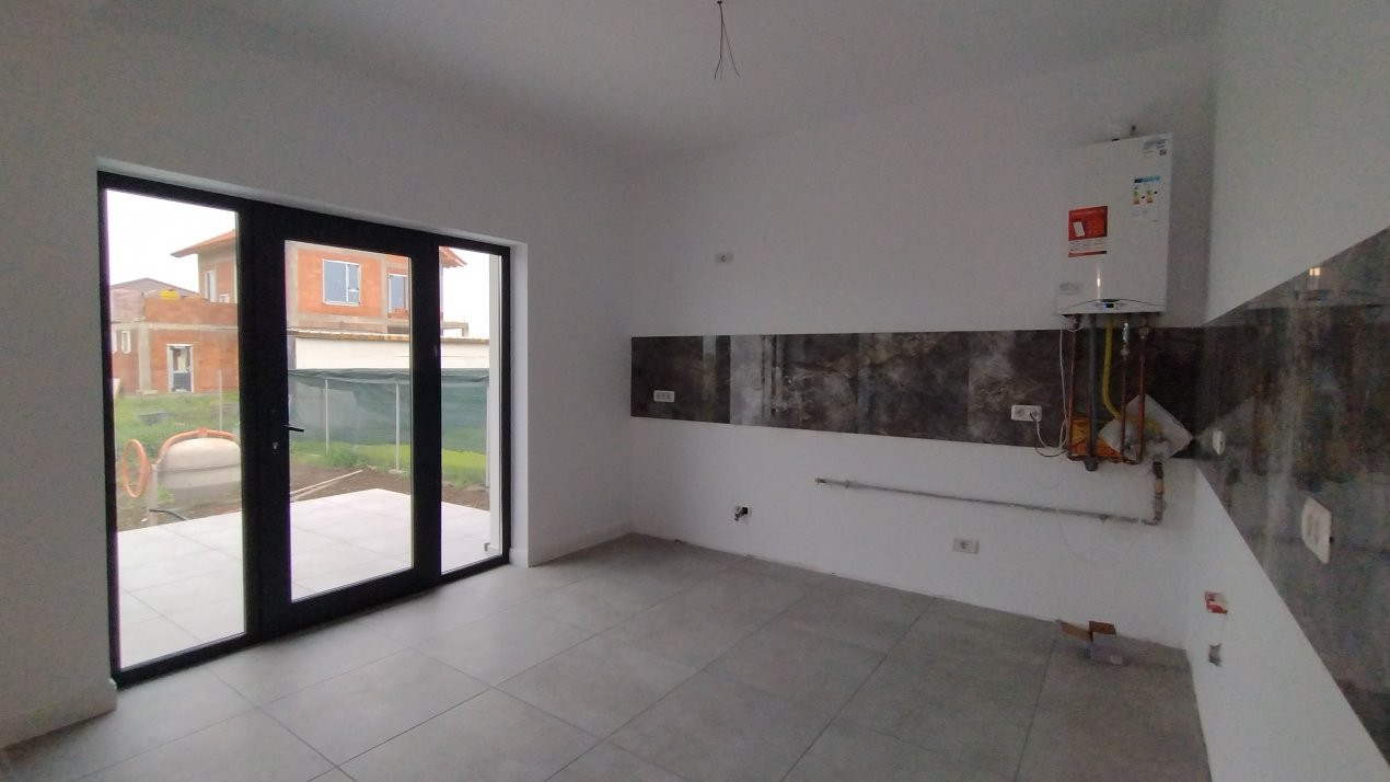 Duplex 3 camere de vanzare in Sacalaz- Zona de Est 10, foxfort.ro