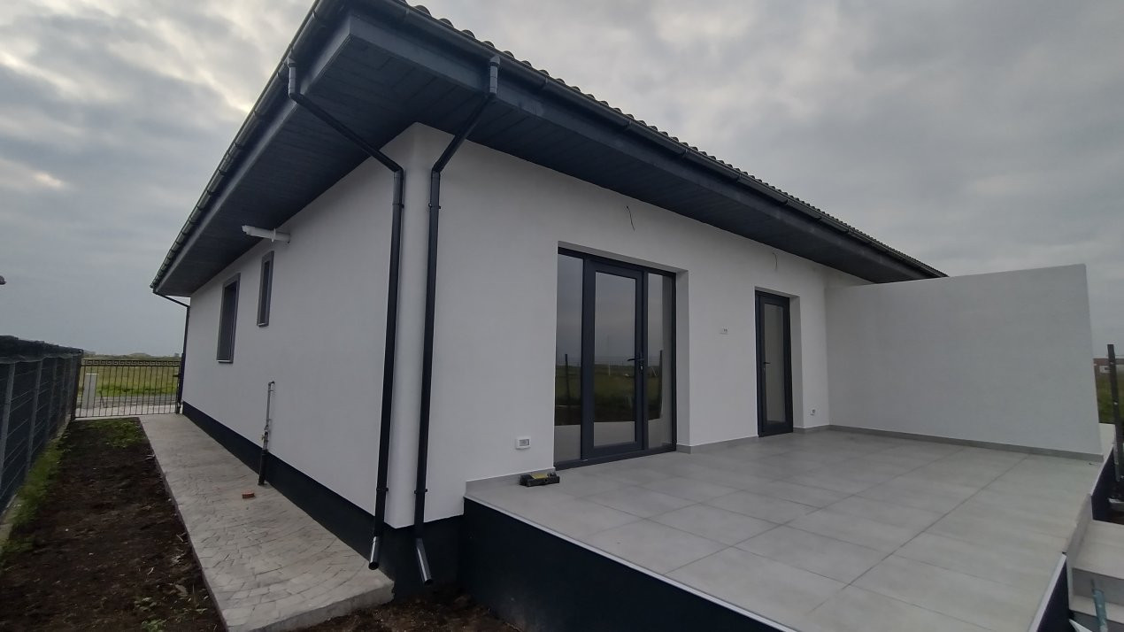 Duplex 3 camere de vanzare in Sacalaz- Zona de Est 13, foxfort.ro