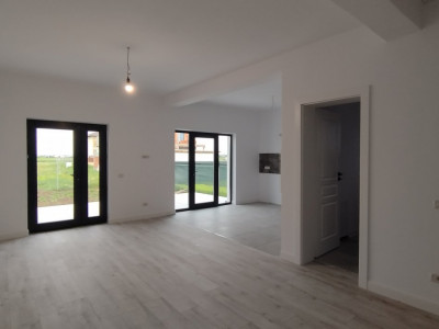 Duplex 3 camere de vanzare in Sacalaz- Zona de Est imagine mica 3, foxfort.ro