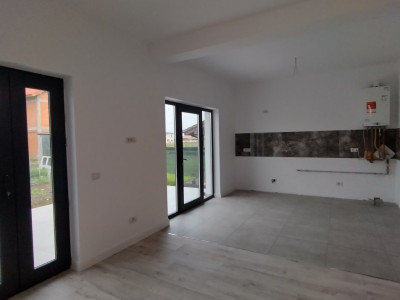 Duplex 3 camere de vanzare in Sacalaz- Zona de Est imagine mica 11, foxfort.ro