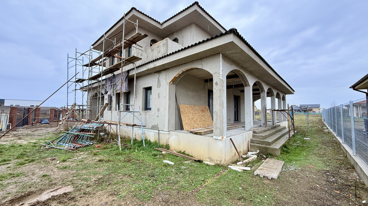 Comision 0% Casa individuala Mosnita in stil Neoromanesc cu 202 mp utili!  24, foxfort.ro