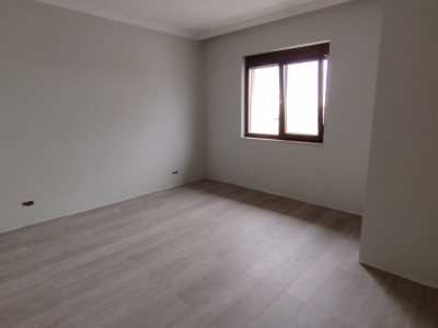 Duplex 5 camere, Sacalaz - Finisaje Premium imagine mica 5, foxfort.ro