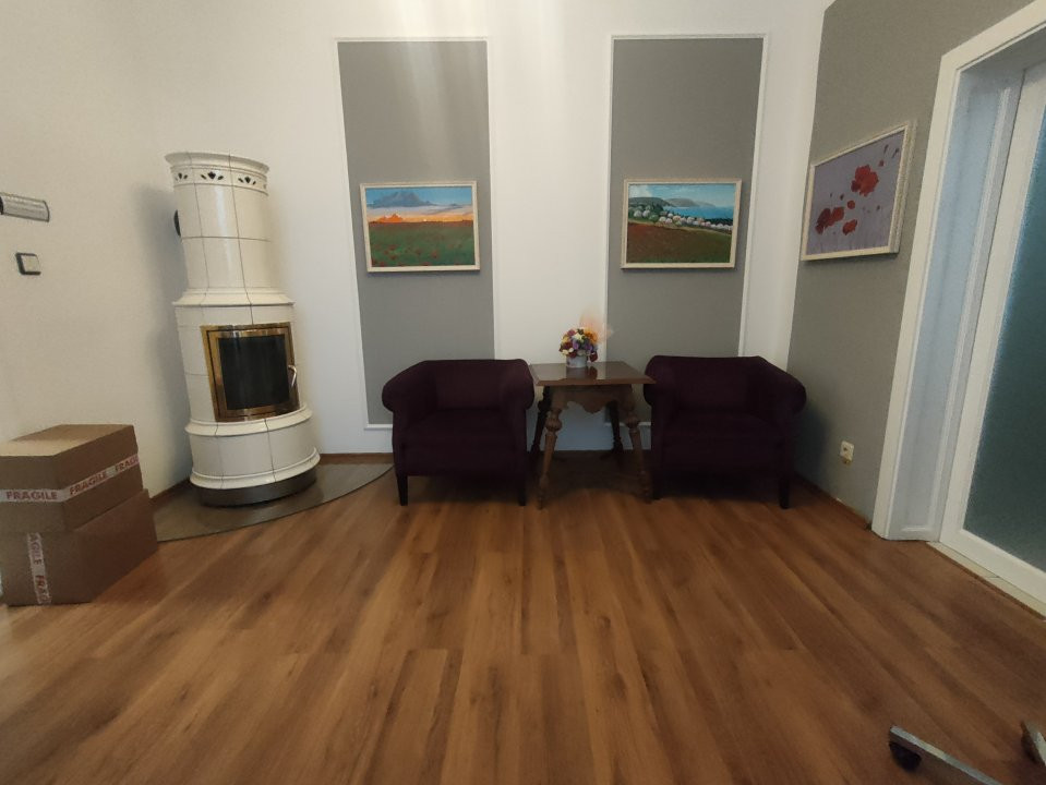 Ture in cabinet medical de inchiriat in incinta DENOVOCLINIC  7, foxfort.ro