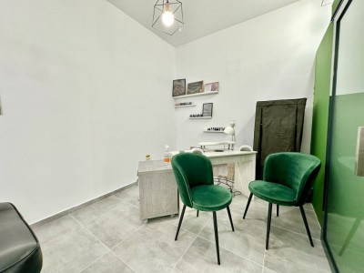 Afacere la cheie! Salon de infrumusetare Mosnita! imagine mica 7, foxfort.ro
