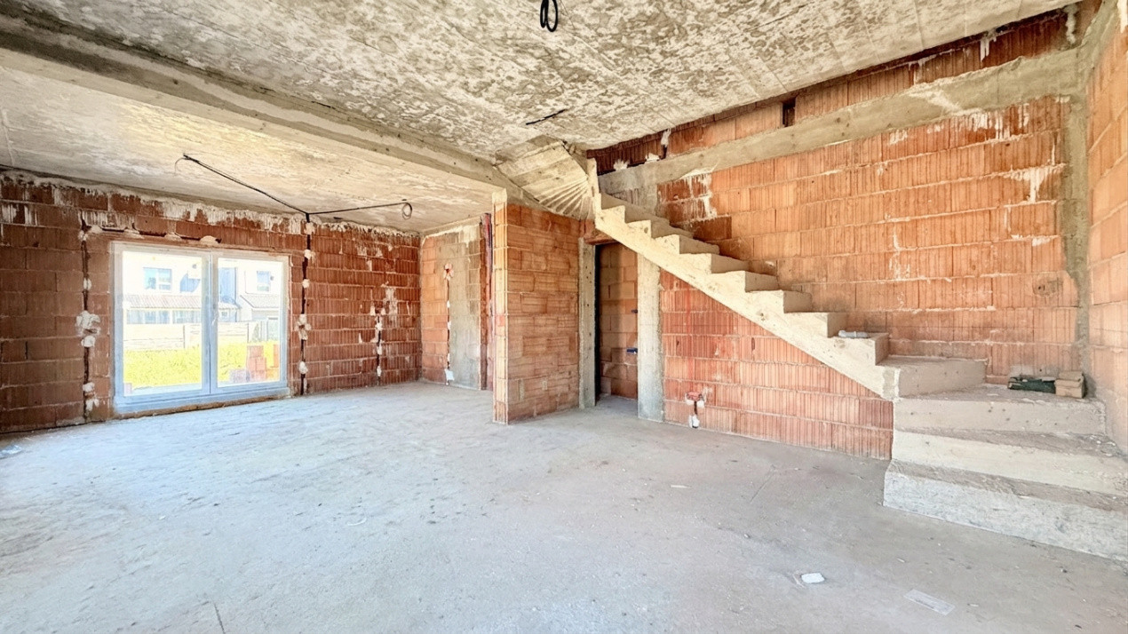 COMISION 0% - Duplex Individual Mosnita, Zona Calea Urseni - 5 camere, 3 bai 3, foxfort.ro