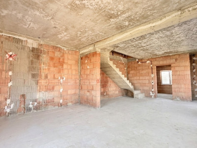 COMISION 0% - Duplex Individual Mosnita, Zona Calea Urseni - 5 camere, 3 bai imagine mica 4, foxfort.ro