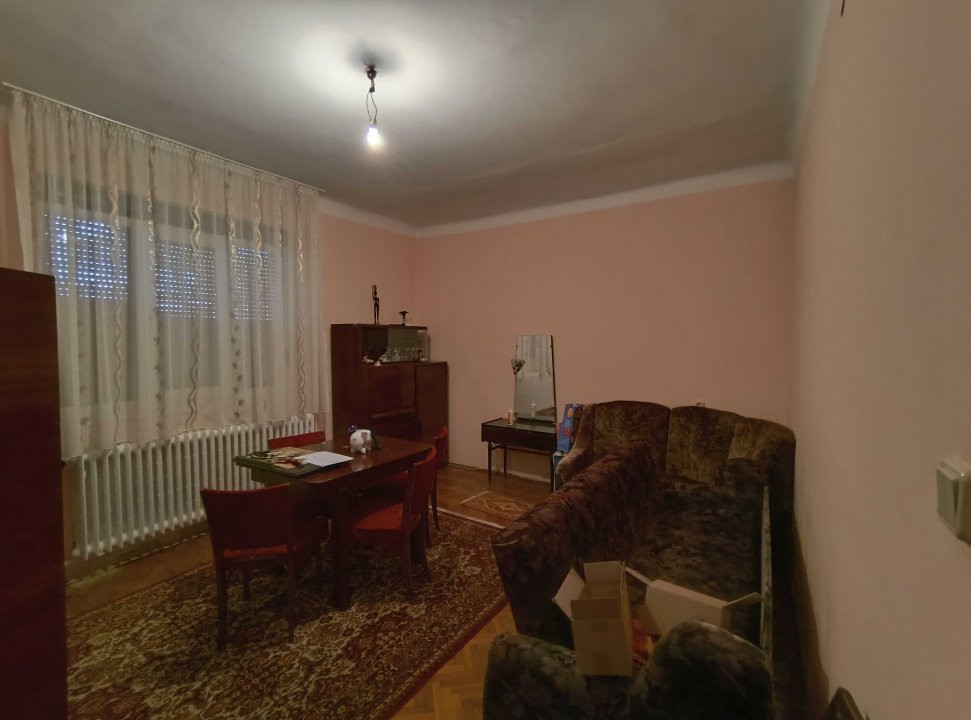 Duplex cu 3 camere si teren de 450 mp la curte comuna, zona Sagului 12, foxfort.ro