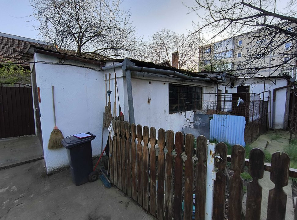 Duplex cu 3 camere si teren de 450 mp la curte comuna, zona Sagului 19, foxfort.ro