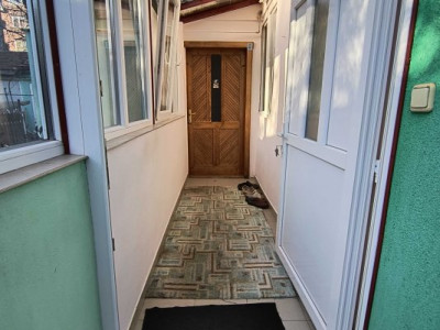 Duplex cu 3 camere si teren de 450 mp la curte comuna, zona Sagului imagine mica 2, foxfort.ro