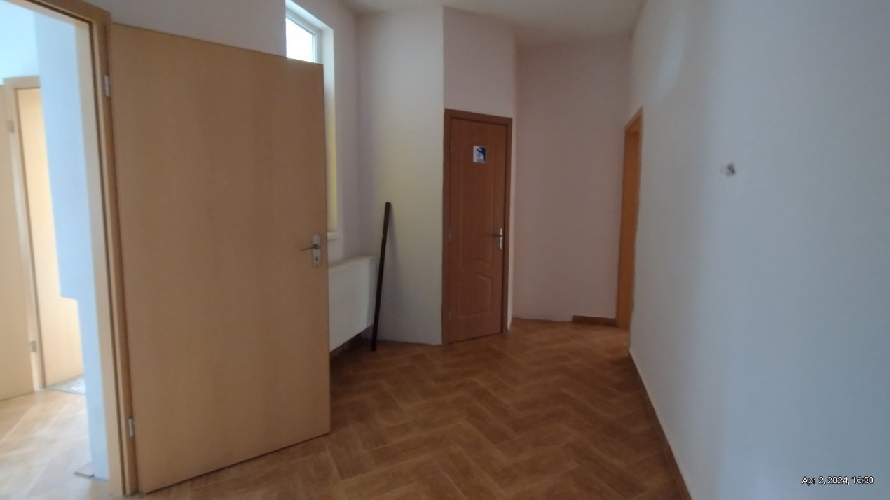 Casa individuala 6 camere- pretabil cabinet, birou-Zona Mircea cel Batran 9, foxfort.ro