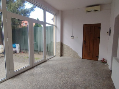 Casa individuala 6 camere- pretabil cabinet, birou-Zona Mircea cel Batran