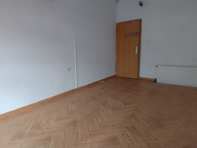 Casa individuala 6 camere- pretabil cabinet, birou-Zona Mircea cel Batran imagine mica 6, foxfort.ro