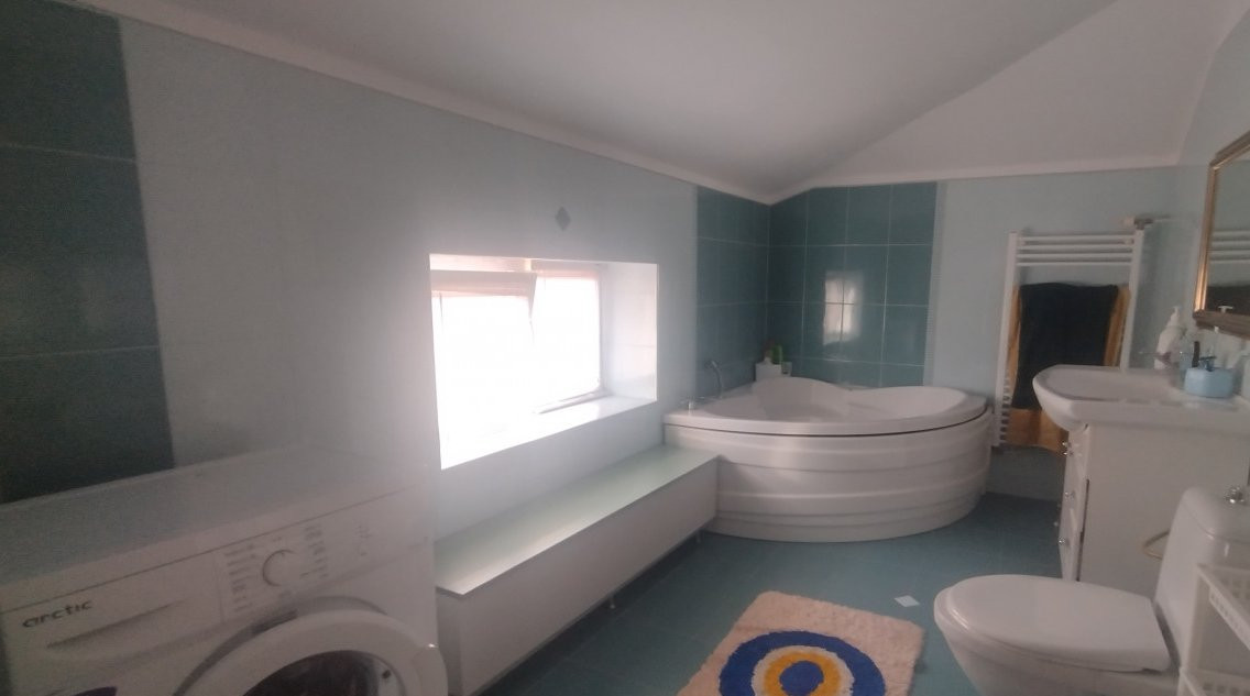 Casa individuala 7 camere- Zona Lipovei 15, foxfort.ro
