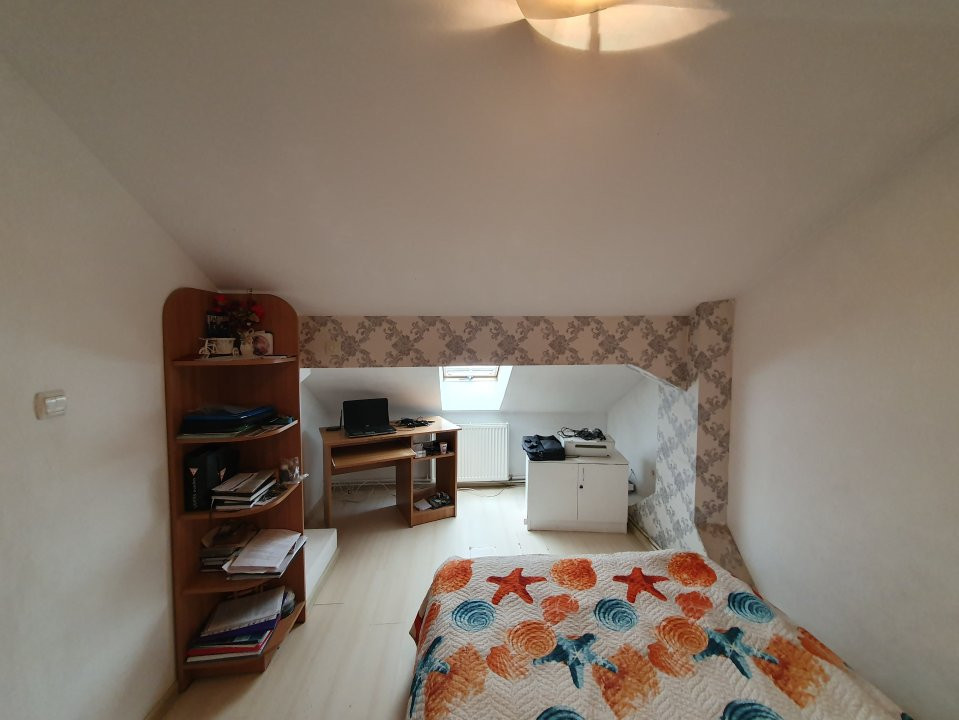 Apartament 3 camere, open space, 63 mp la mansarda | zona Steaua 8, foxfort.ro