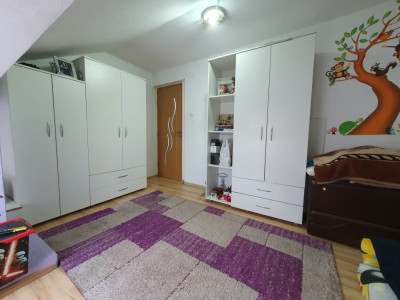 Apartament 3 camere, open space, 63 mp la mansarda | zona Steaua imagine mica 11, foxfort.ro