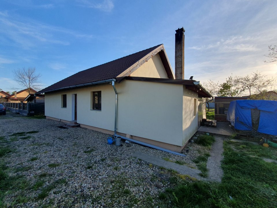 Casa individuala pe parter cu 3 dormitoare | Sanmihaiu Roman 4, foxfort.ro