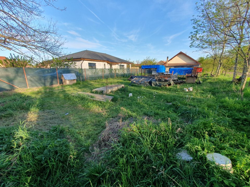 Casa individuala pe parter cu 3 dormitoare | Sanmihaiu Roman 7, foxfort.ro