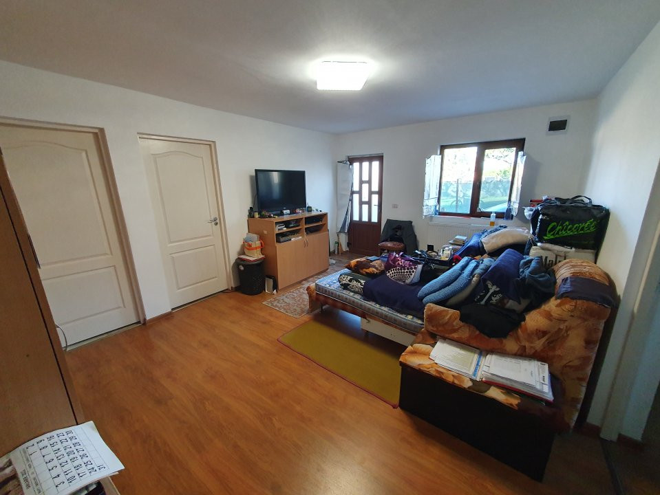 Casa individuala pe parter cu 3 dormitoare | Sanmihaiu Roman 10, foxfort.ro