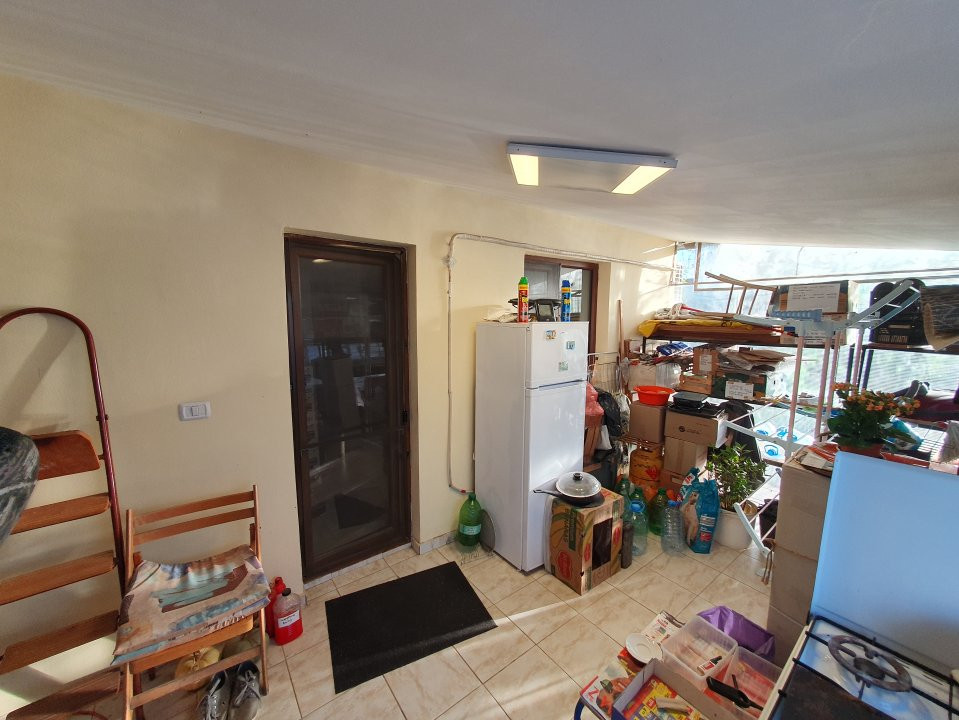 Casa individuala pe parter cu 3 dormitoare | Sanmihaiu Roman 18, foxfort.ro