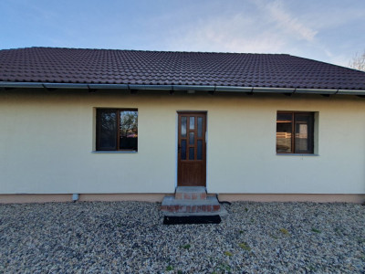 Casa individuala pe parter cu 3 dormitoare | Sanmihaiu Roman imagine mica 3, foxfort.ro