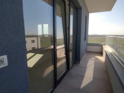 Apartament 3 camere, Zona Torontalului - Etaj 2  imagine mica 5, foxfort.ro