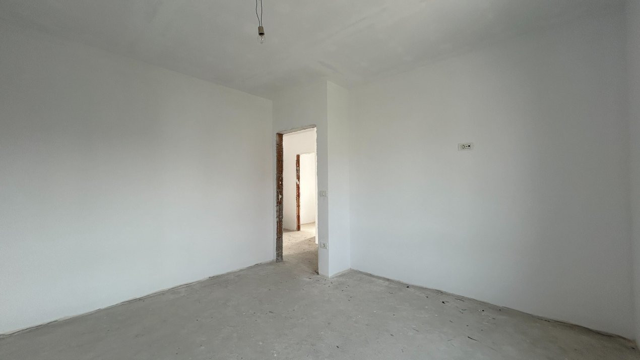 Duplex 5 camere spatios, cu 3 locuri de parcare - Dumbravita 4, foxfort.ro