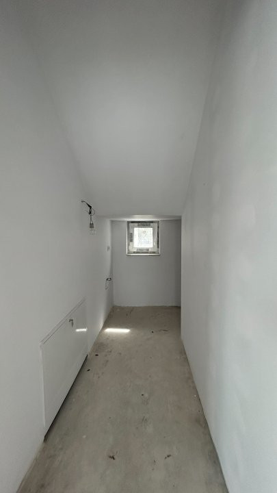 Duplex 5 camere spatios, cu 3 locuri de parcare - Dumbravita 8, foxfort.ro