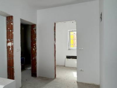 Duplex 5 camere spatios, cu 3 locuri de parcare - Dumbravita imagine mica 7, foxfort.ro