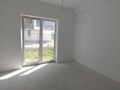 Apartament 2 camere 57 mp utili, zona Torontalului - Acces spatiu verde